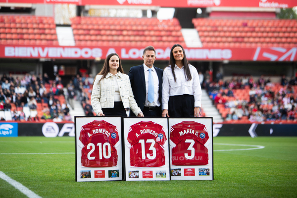 Liga F J14 | Granada Cf 0 - 3 Real Madrid — Granada CF Femenino — Marta Carrasco, Andrea Romero, Granada CF Femenino