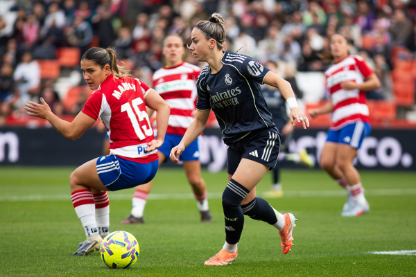 Liga F J14 | Granada Cf 0 - 3 Real Madrid — Athenea del Castillo — Athenea del Castillo, Manoly, Real Madrid Femenino