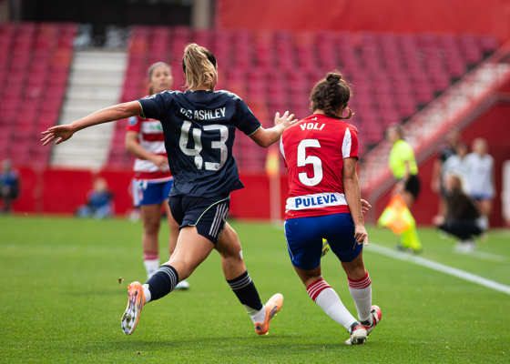 Liga F J14 | Granada CF 0 - 3 Real Madrid — Granada CF Femenino — Yoli Sierra, Iris Ashley, Granada CF Femenino