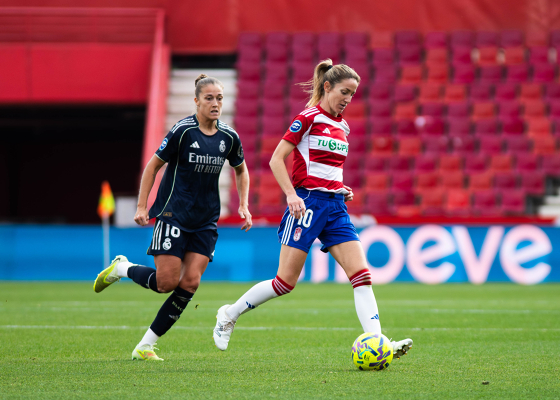 Liga F J14 | Granada CF 0 - 3 Real Madrid — Granada CF Femenino — Lauri Requena, Filippa Angeldahl, Real Madrid Femenino