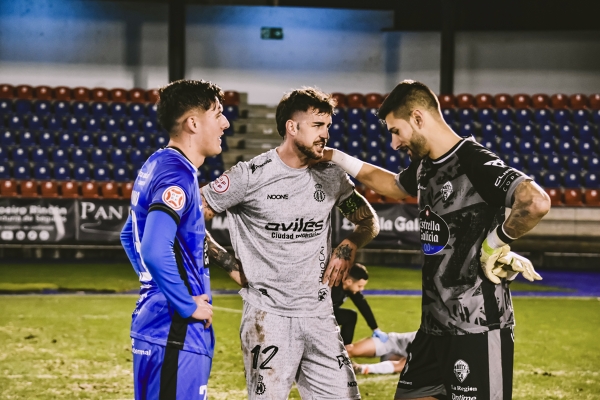 Álvaro Ratón — Ourense CF, Real Avilés Industrial, Primera RFEF