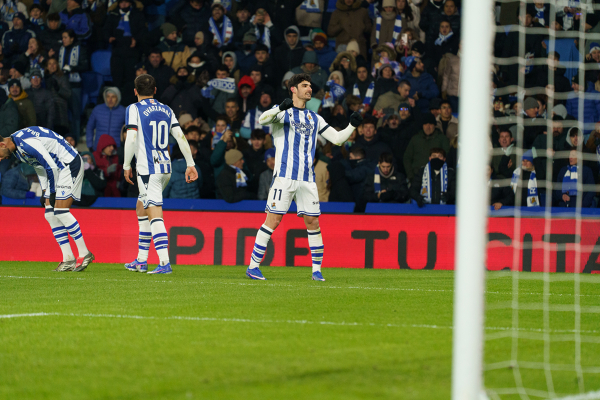 Gonçalo Guedes — Real Sociedad, Atletico Madrid
