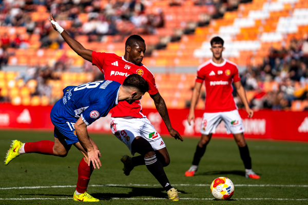 Gimnàstic de Tarragona — Gimnàstic de Tarragona, CD Teruel, Cedric Omoigui