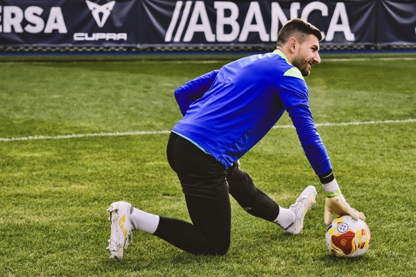 Álvaro Ratón — Ourense CF, Osasuna Promesas, Primera RFEF