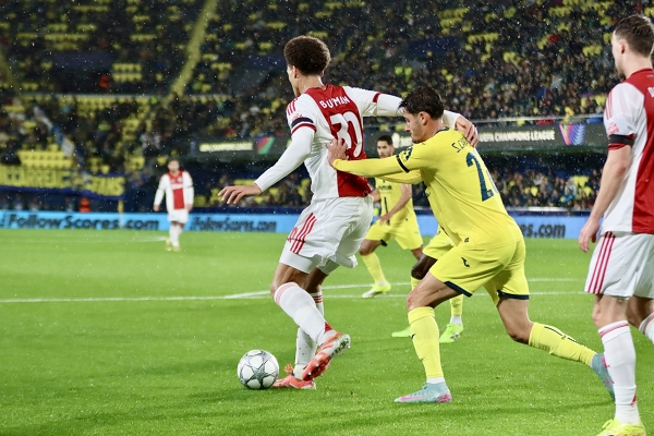 Villarreal CF — Sergi Cardona, Villarreal CF, AFC Ajax