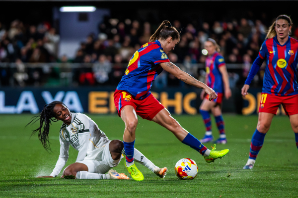 Final Supercopa de España femenina | Fc Barcelona 2 - 0 Real Madrid — Naomie Feller — Naomie Feller, Patri Guijarro, Real Madrid Femenino
