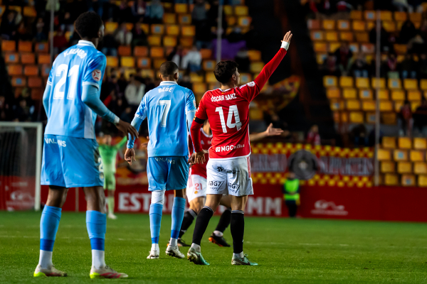 Gimnàstic de Tarragona — Gimnàstic de Tarragona, UD Ibiza, Bebé