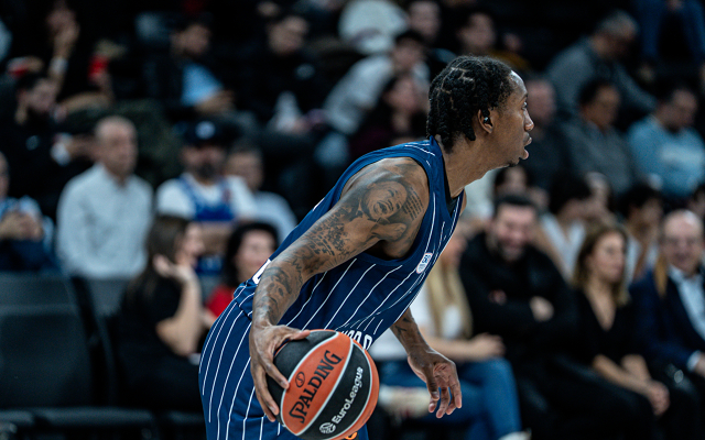Valencia Basket — Saben Lee, Valencia Basket, Anadolu Efes Istanbul vs Valencia Basket