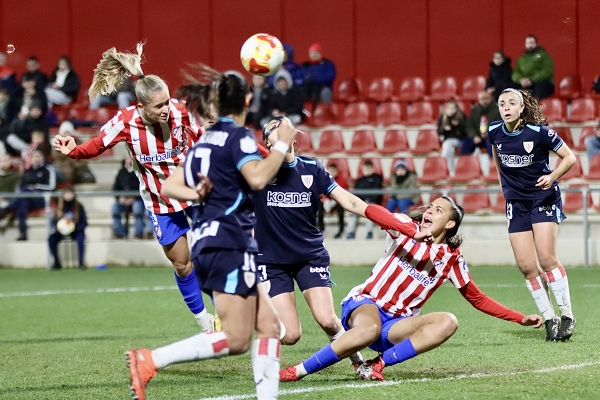 Atletico de Madrid Femenino — Andrea Medina, Fiamma Iannuzzi, Atletico de Madrid Femenino