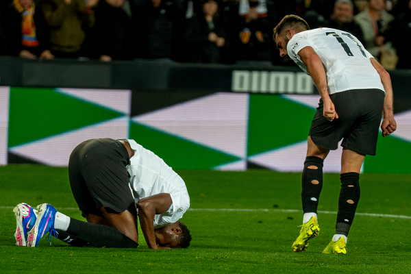Valencia CF — Valencia CF, Luis Rioja, Umar Sadiq