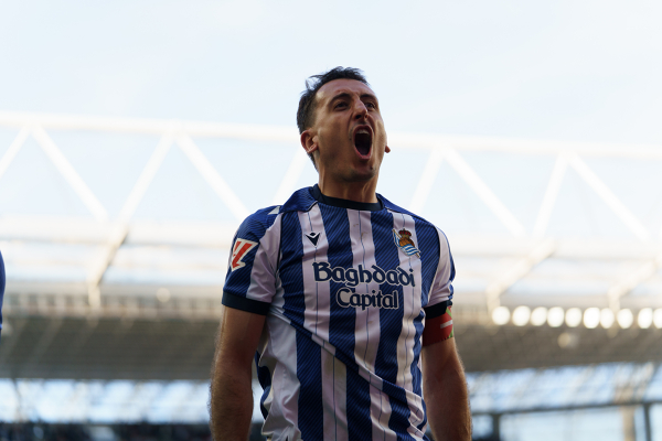 Mikel Oyarzabal — Real Sociedad, Real Oviedo