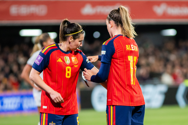 España 3 - 0 Islandia | Clasificación Mundial 2027 — Alexia Putellas — Alexia Putellas, Mariona Caldentey, Seleccion española femenina