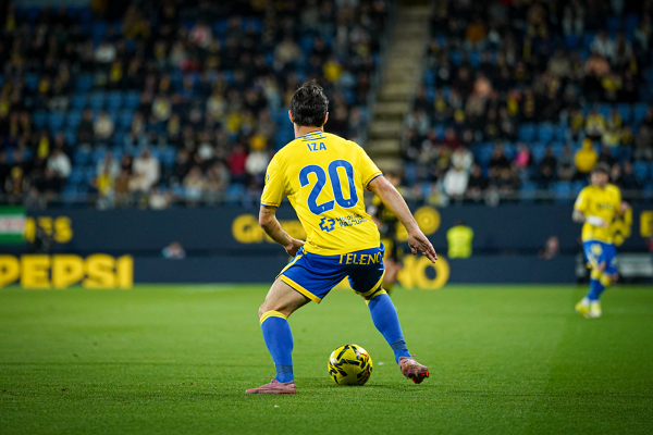 Cádiz CF - Real Zaragoza (J29 LaLiga Hypermotion) — LaLiga Hypermotion — Iza Carcelén, Cádiz CF, LaLiga Hypermotion