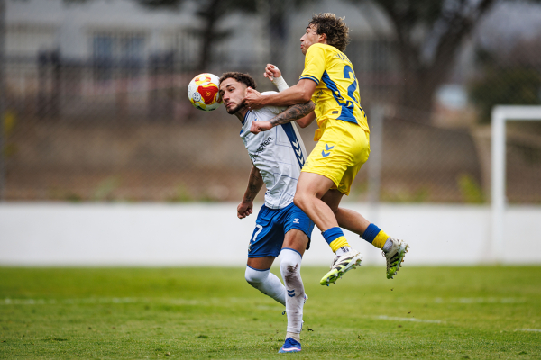 Segunda RFEF — Giovanni García, Víctor Villote, C.D Tenerife B