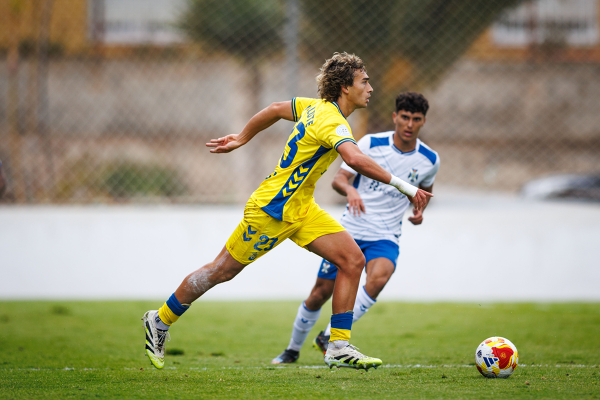 Segunda RFEF — Víctor Villote, Omar Sánchez, C.D Tenerife B
