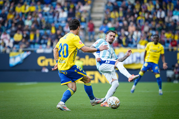 Cádiz CF - Málaga CF (J31 LaLiga Hypermotion) — Cadiz CF — Isaac carcelen, Cadiz CF, LaLiga Hypermotion