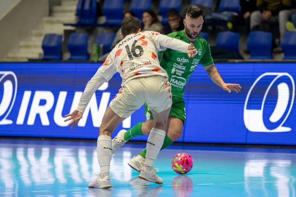 Osasuna Magna — Osasuna Magna, El Pozo Murcia