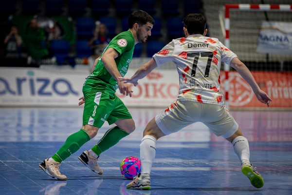 Osasuna Magna — Osasuna Magna, El Pozo Murcia