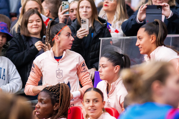 Inglaterra 1 - 0 España | Clasificación mundial femenino 2026 — Athenea del Castillo — Athenea del Castillo, Maria Mendez, seleccion español