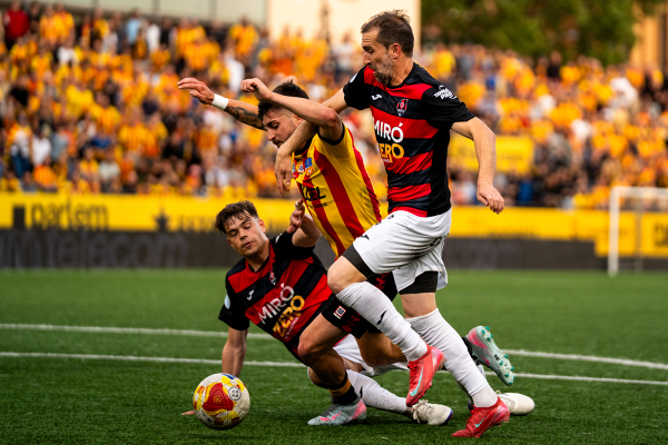 UE Sant Andreu — UE Sant Andreu, Reus Reddis, Lucas Viña