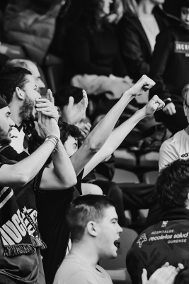 Afición Ourense CF — Ourense CF, Celta Fortuna, Primera RFEF