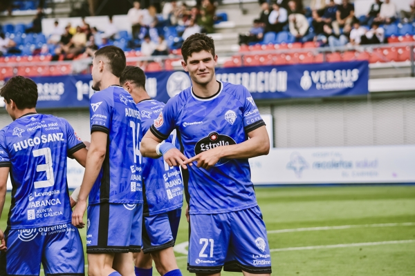 Adrián Guerrero — Ourense CF, Celta Fortuna, Primera RFEF