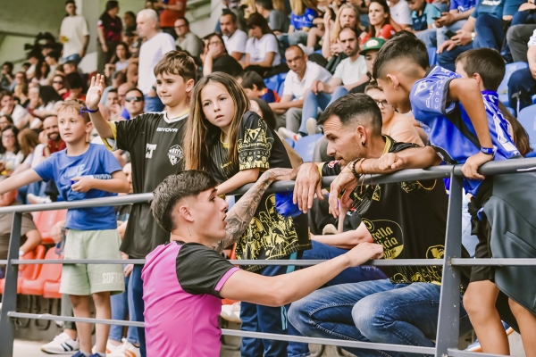 Afición Ourense CF — Ourense CF, CD Tenerife, Primera RFEF