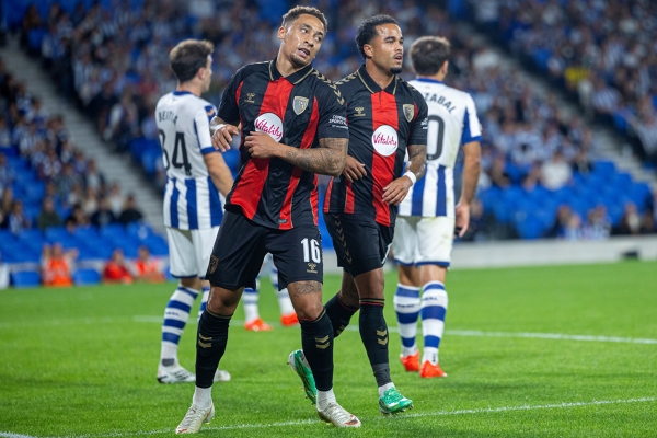 Jornada 1º UEFA Europa League Real Sociedad 1-2 AFC Bournemouth — Marcus Tavernier, Justin Kluivert