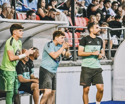 2ªRFEF J3 Ourense CF 0-2 Eibar B — Román Noya, Dani Portela, Ourense CF