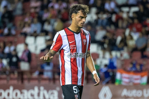 Logroñés 1-1 Pontevedra J4 1RFEF — Unión Deportiva Logroñés, Bolo