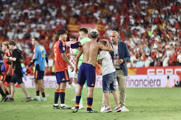 Pedri — Pedri, seleccion española de futbol