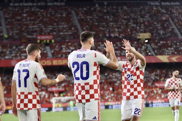 España vs Croacia (4-1) | UEFA NATIONS LEAGUE Fase de Grupos — Petar Sucic, Dion Beljo, Josip Misic